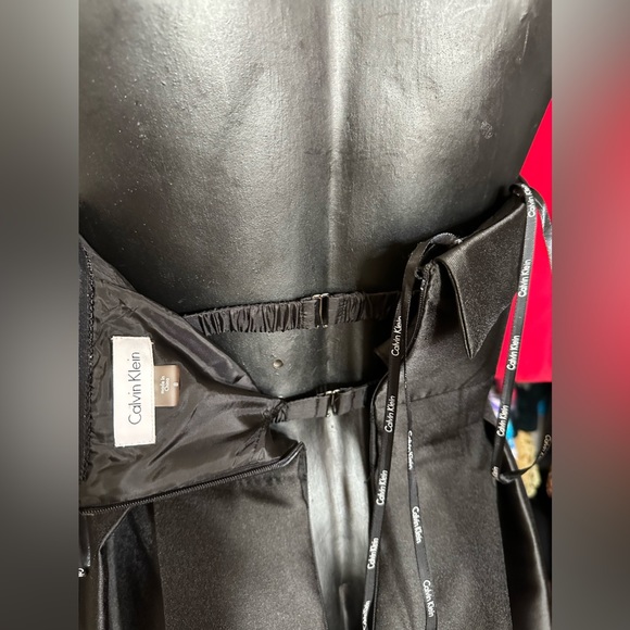 Calvin Klein Formal Black Shiny Strapless Mini Full Pockets EUC - Picture 12 of 15